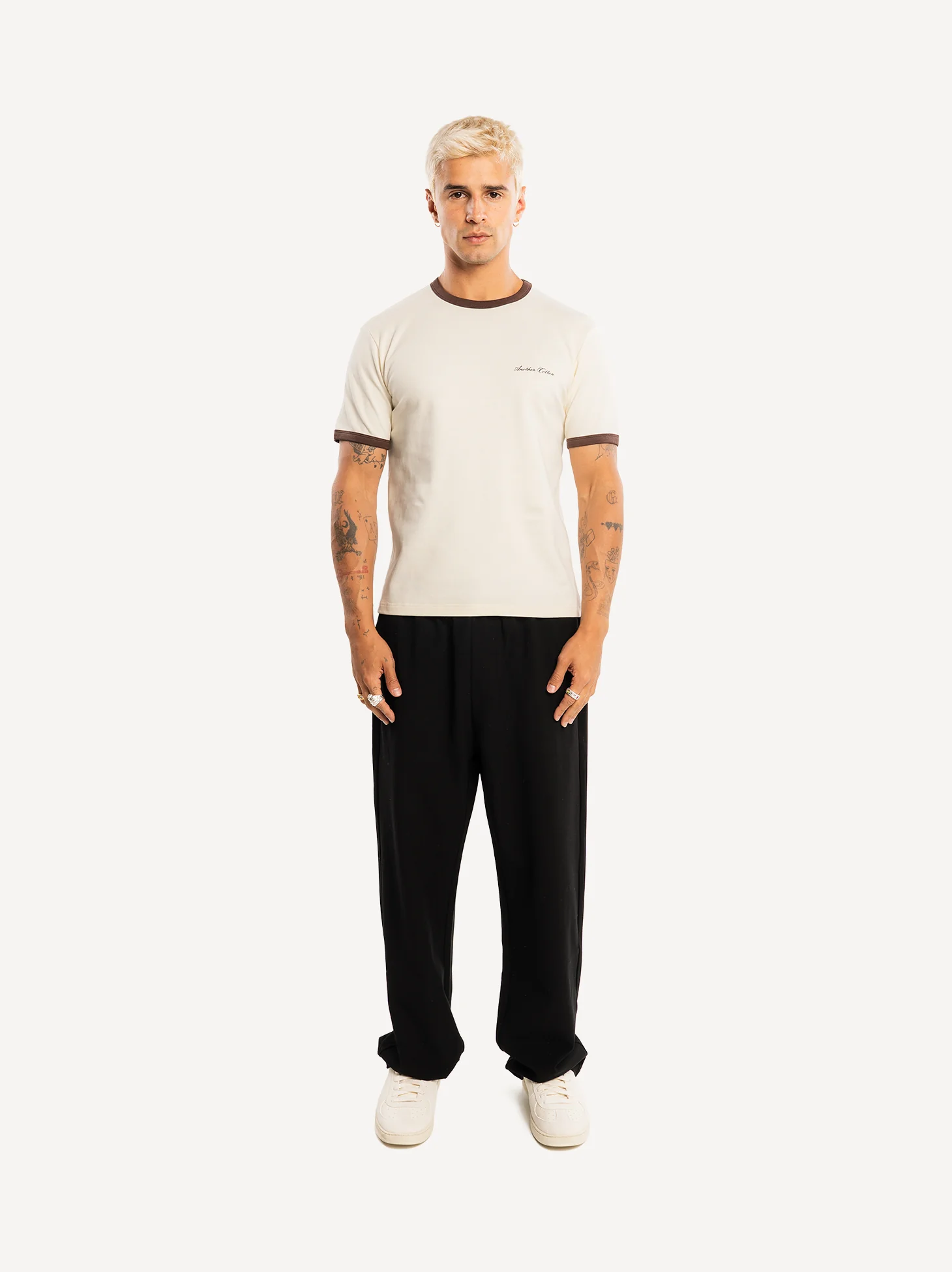 Basic Slim Fit 210gsm Ringer T-Shirt - Image 3