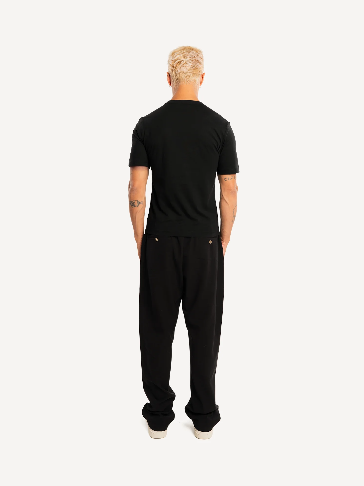 Basic Slim Fit 190gsm T-Shirt - Image 8