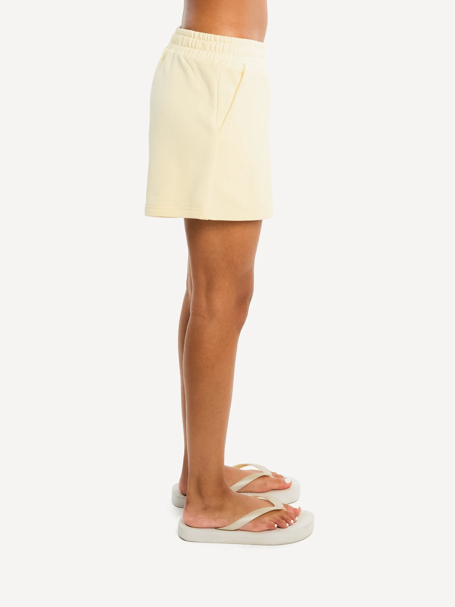 WMN Another Basic Shorts - Image 6