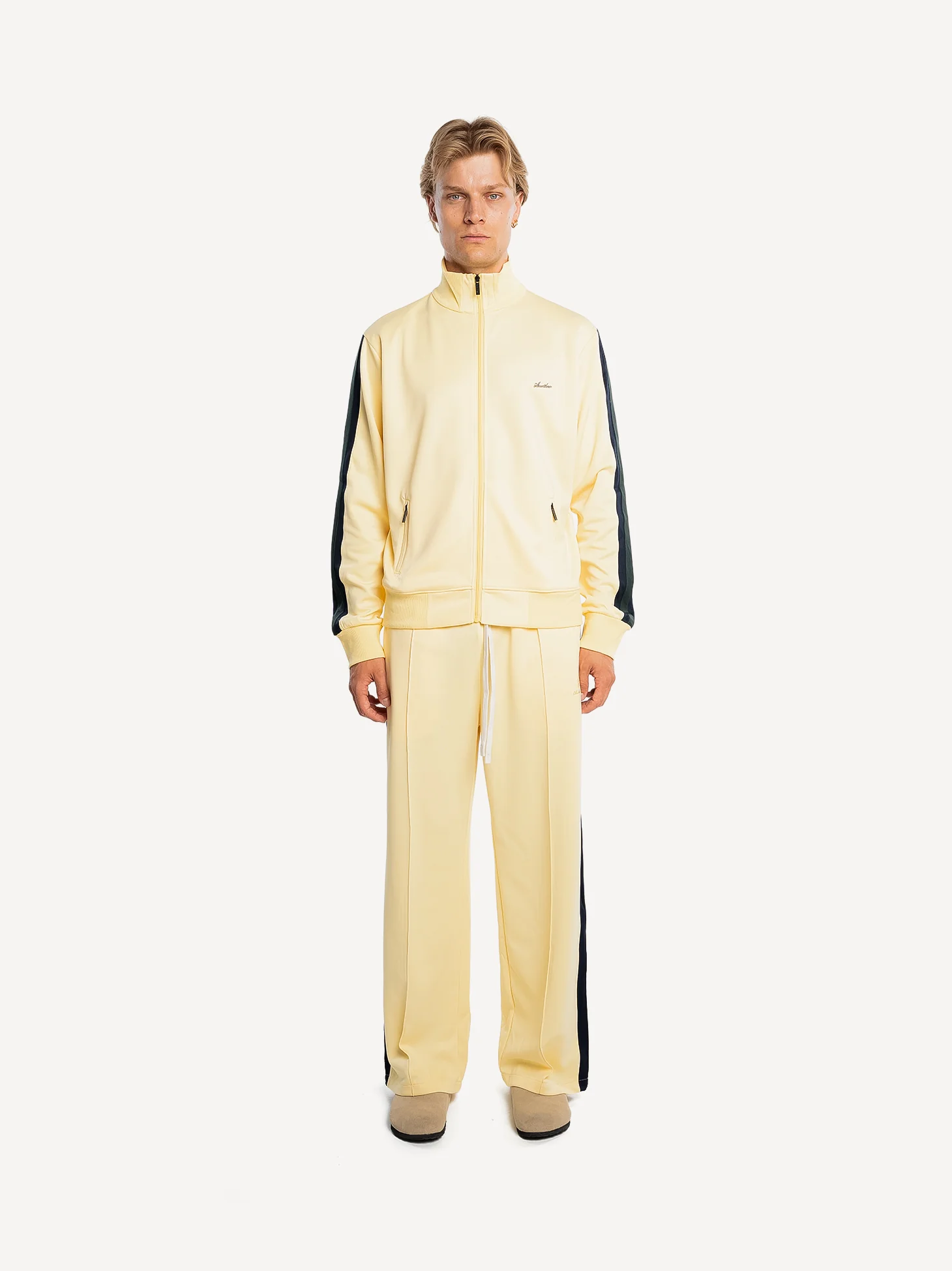 Everyday Wide Fit Track Pant - Image 12