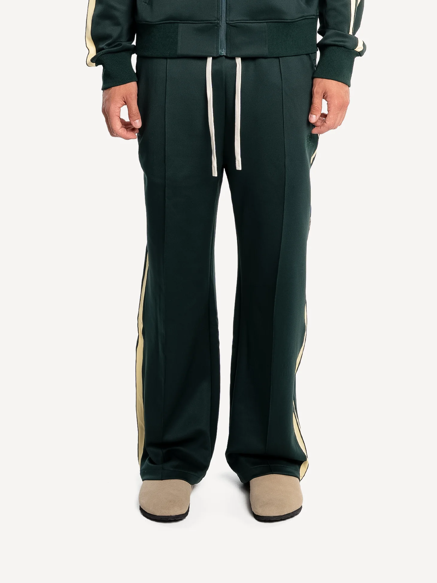 Everyday Wide Fit Track Pant - Image 3