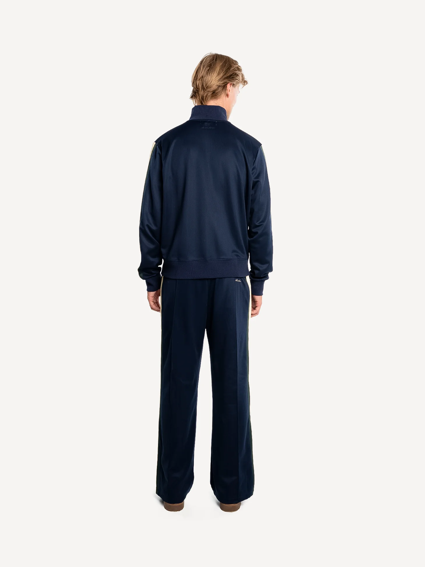 Everyday Wide Fit Track Pant - Image 9
