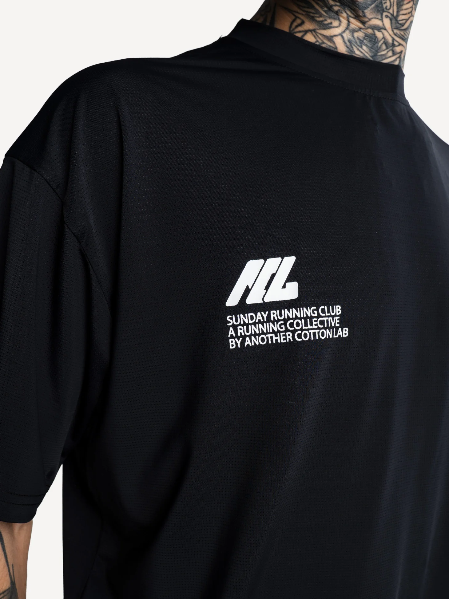 Sunday Running Club Signature Performance T-Shirt - Image 15