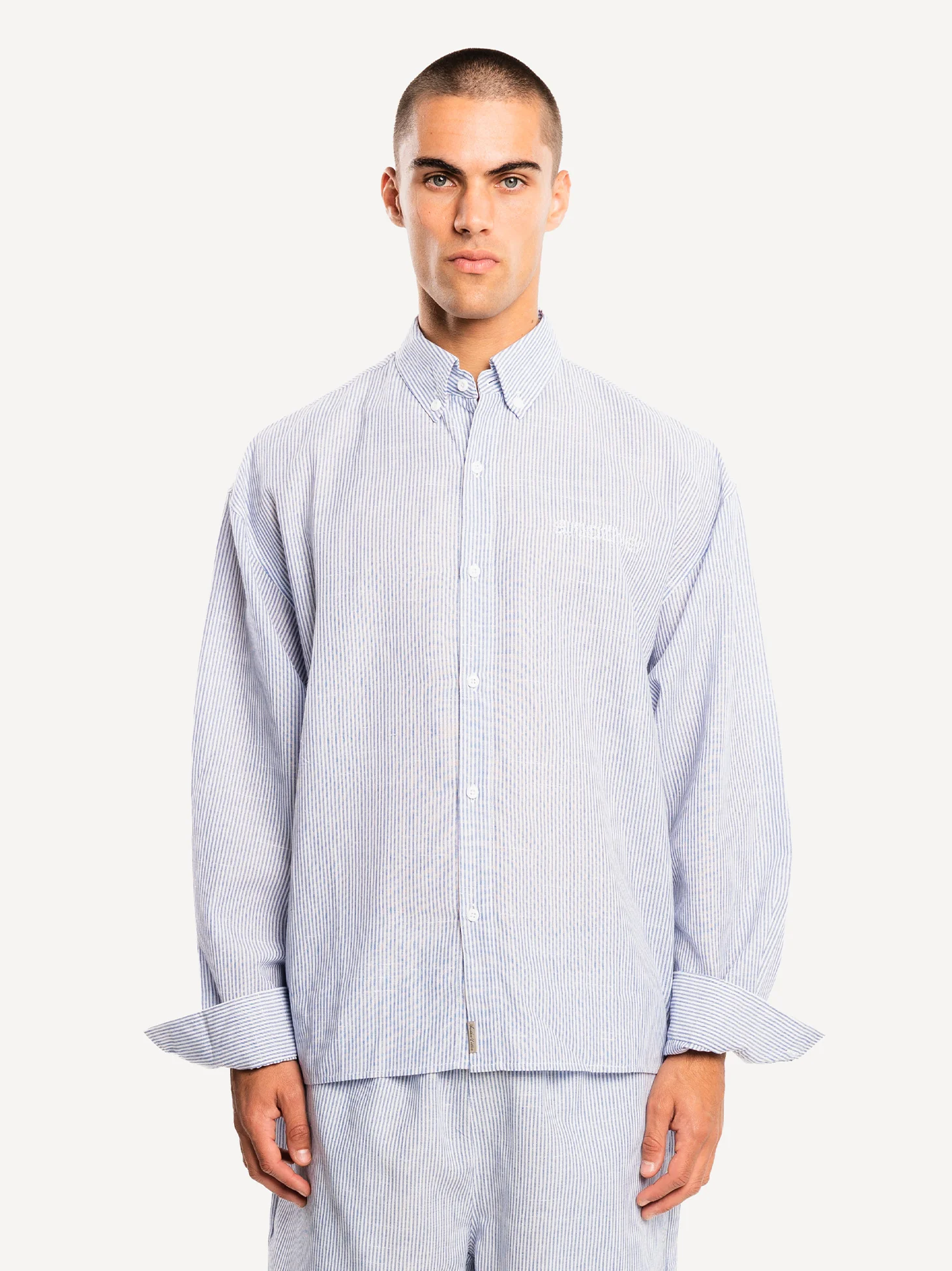The Essential Summer Shirt - Image 11
