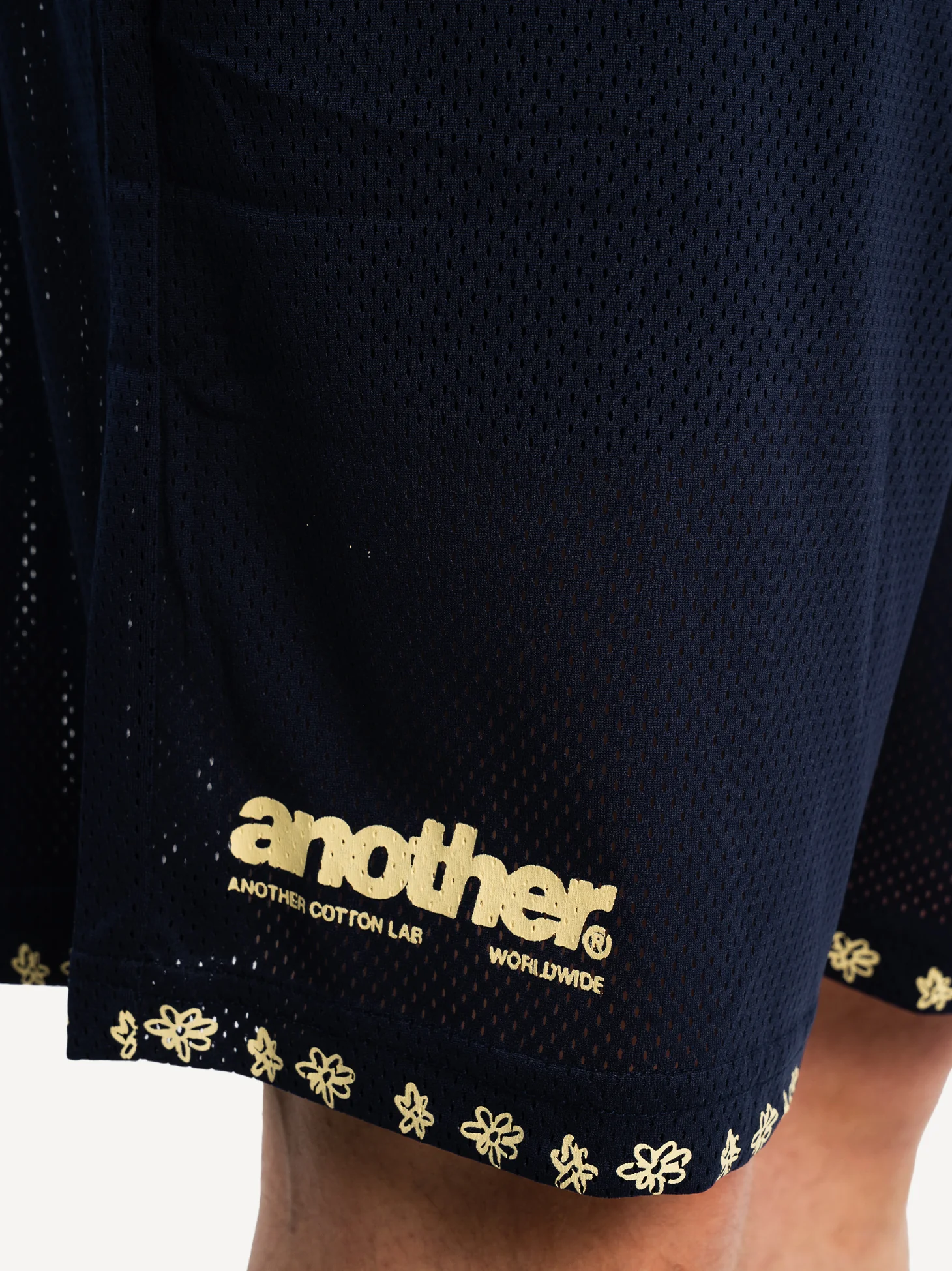 Yachting Mesh Shorts - Image 5